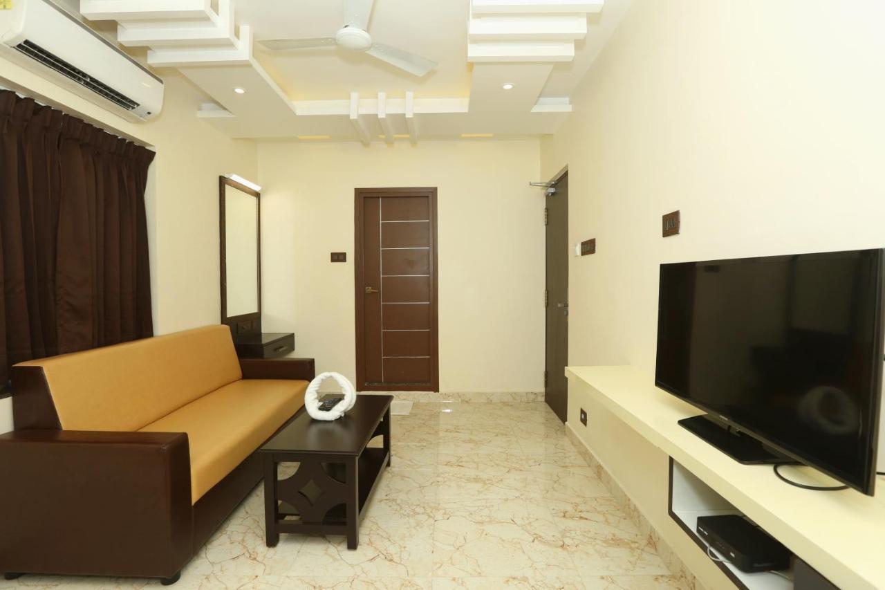 Al Noor Palace Business Class Hotel Chennai Exteriör bild